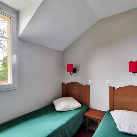 Du - Maeva Monflanquin